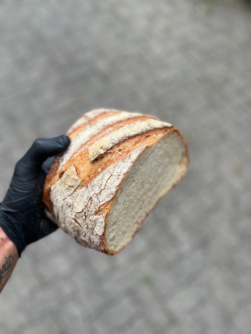 LE PAIN BLANC À LA COUPE (500g)*